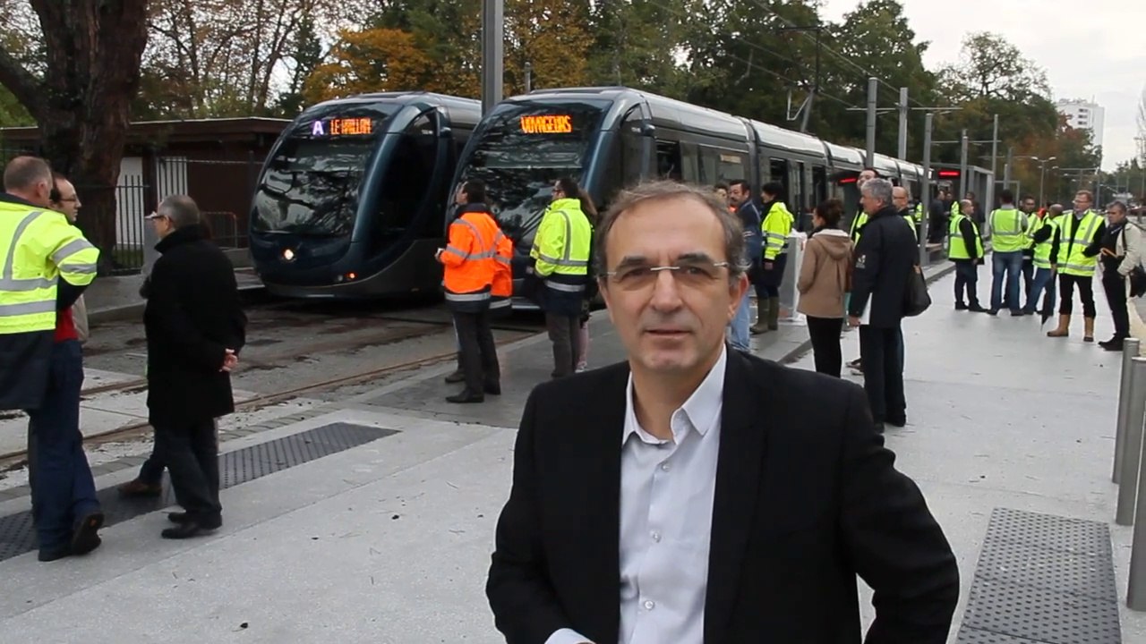 14/11/2014 - Mérignac - Premiers tests pour l'extension de la ligne A du Tram