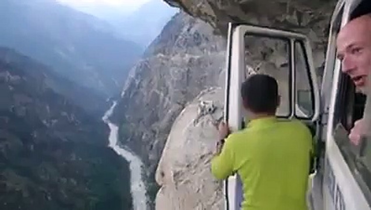 tehlikeli yol