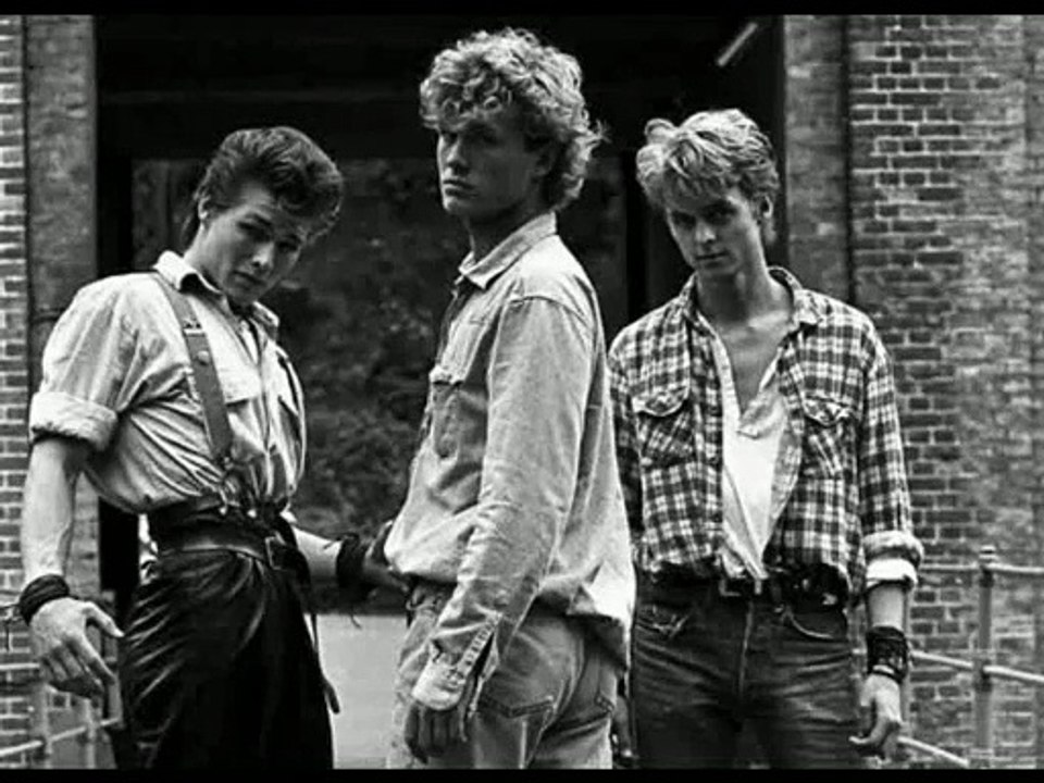 a-ha - Stay On These Roads Karaoke