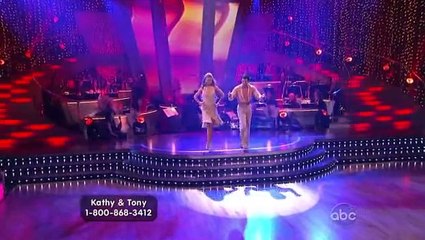 Kathy Ireland & Tony Dovolani - Salsa