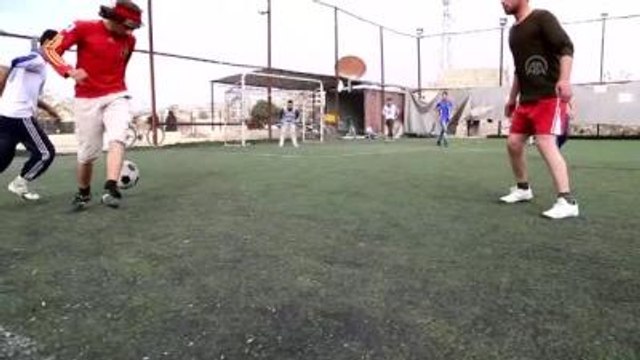 Halep'te Bombaların Gölgesinde Futbol