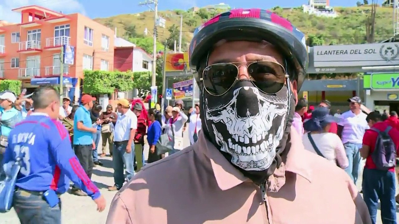 Mexicanos ainda esperam respostas