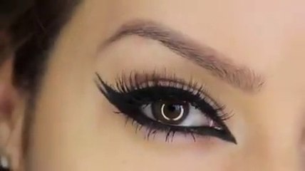 6 Different Eyeliner Techniques