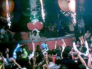 DJ Vibe - Live @ Pacha (01.01.2004)