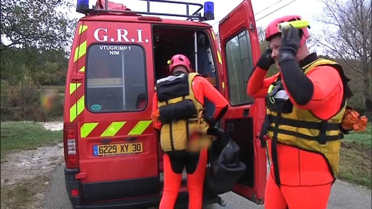 Intempéries dans le Gard: une famille emportée par les eaux, au moins 2 morts