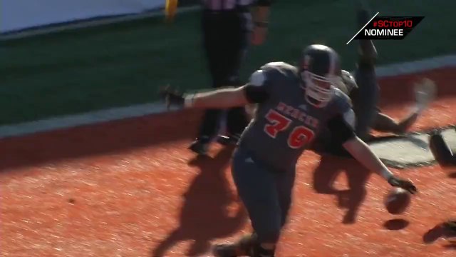Amazing touchdown and celebration with the happiest cartwheel flip! Crazy Mercer lineman