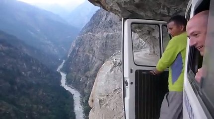 Himalaya Dağlarında ürperten yolculuk