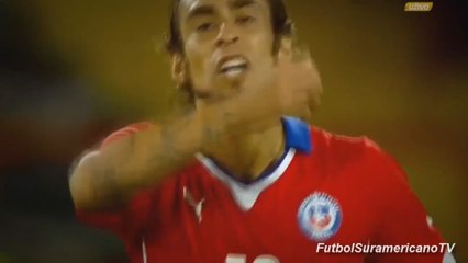 Relembre gol de Valdivia pela seleção chilena sobre a Venezuela
