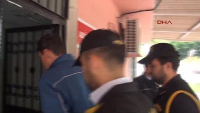 Adana Kiralık Otomobili Satmaya Çalışırken Yakalandılar