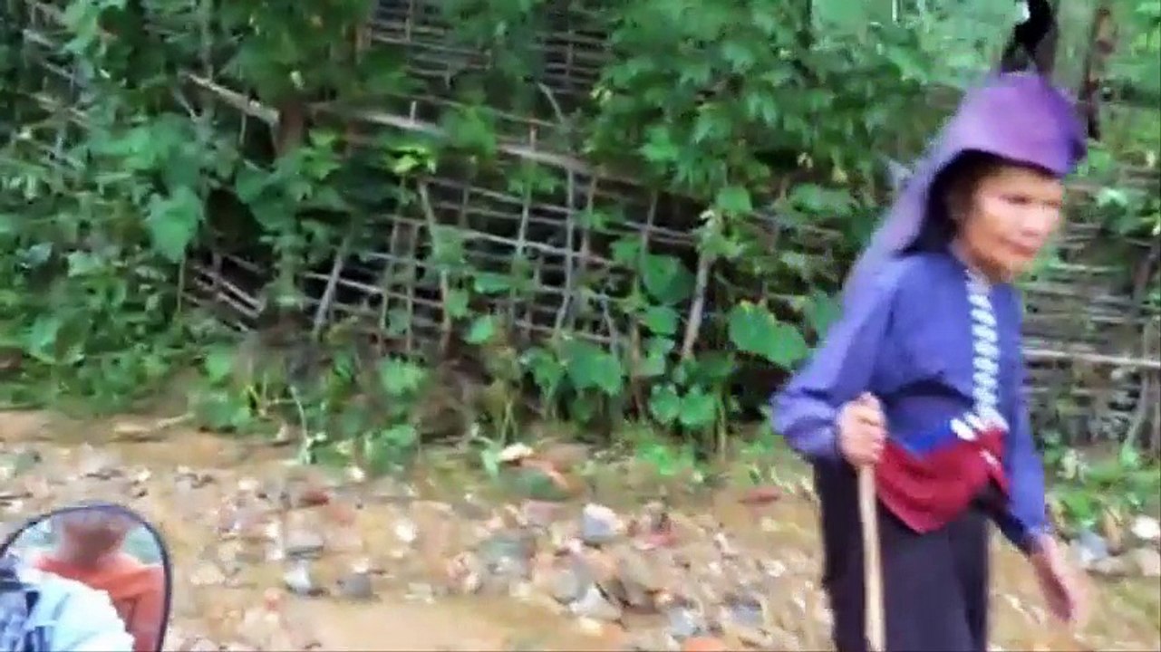 REPERAGES par LONG école de Muong E2