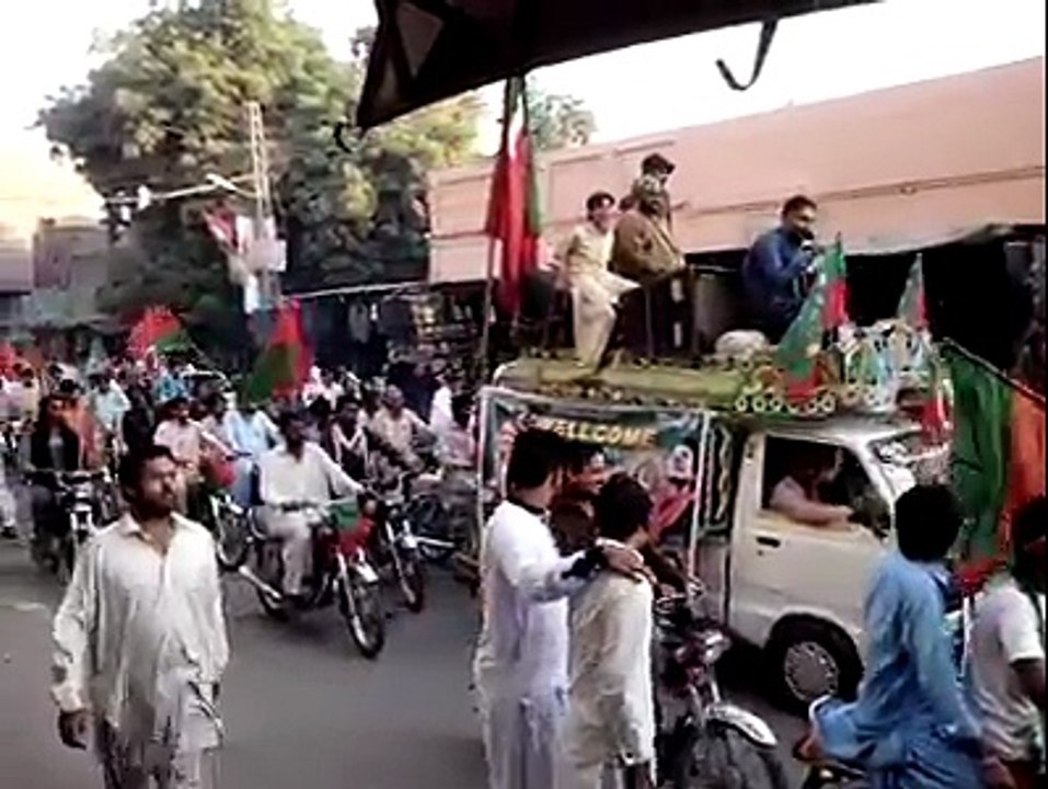 PTI's Huge Rally in Larkana, Imagine how big the Jalsa will be on 21st November