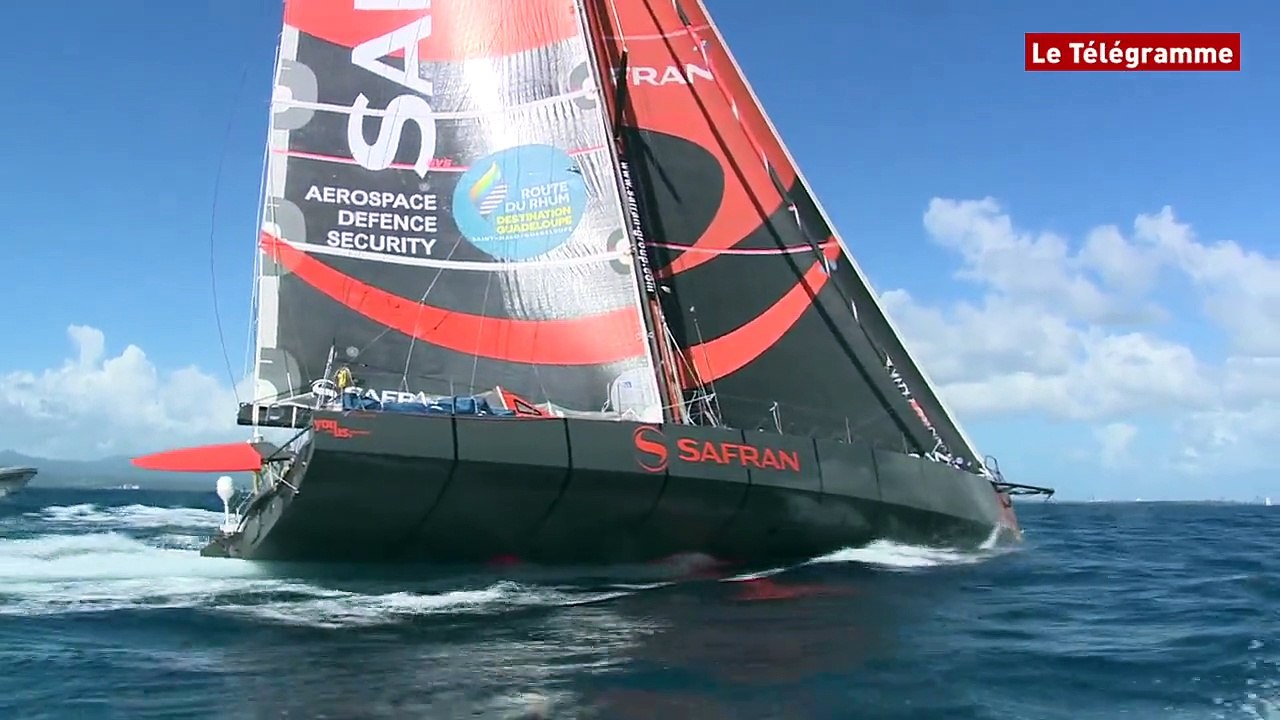 Route du Rhum. Marc Guillemot (Safran) arrive 3e  en Classe Imoca