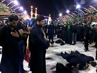 Mola Hussain ke pass momin apni andaz main jate hue 2014 at karbala