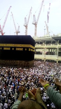 raining in Makkah on 2014 hajj during tawaf time