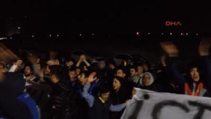 Fenerbahçeli Bir Grup Taraftar, Azız Yıldırım İçin Diktatör İstifa Diye Bağırdı