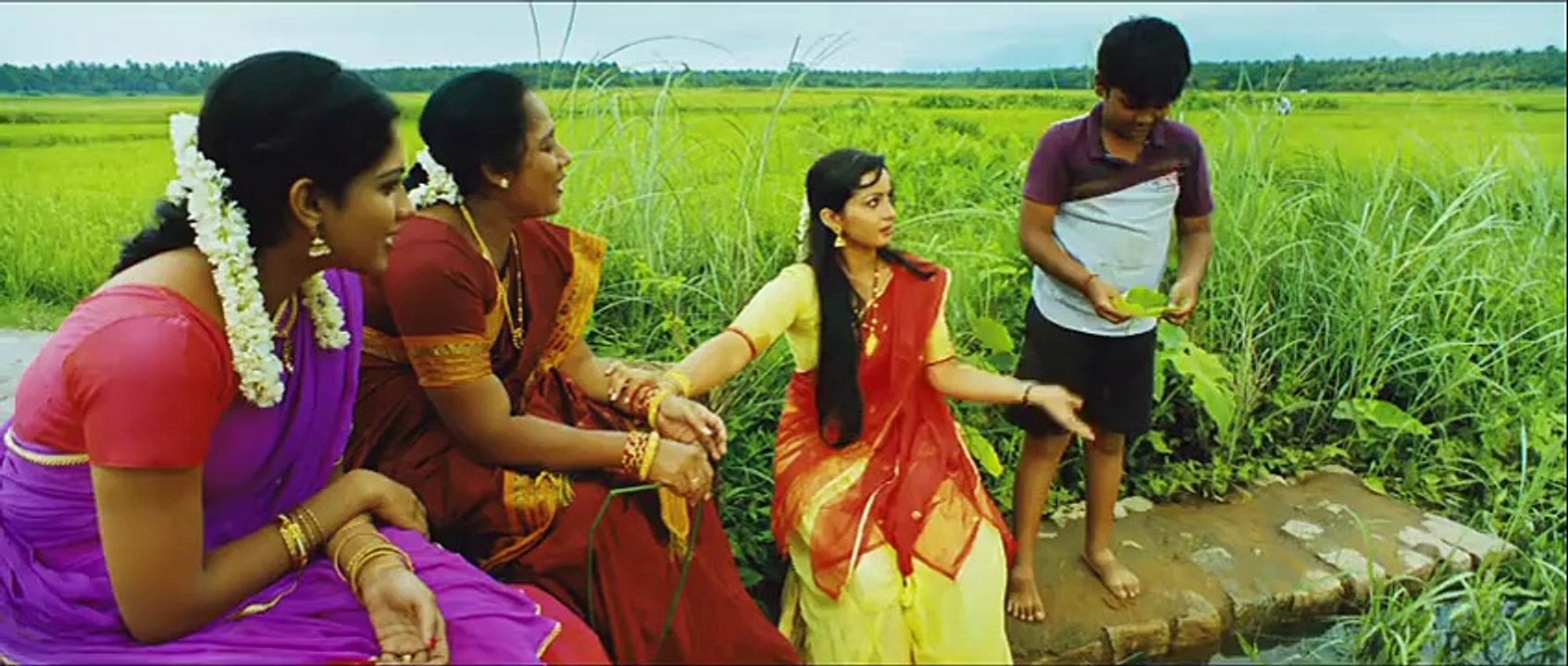 En Kannu Kulla Video Song Appuchi Graamam