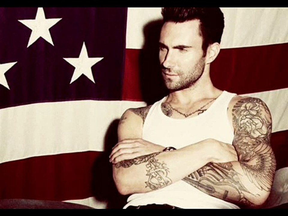 Adam Levine & Christina Aguilera - Moves Like Jagger Karaoke