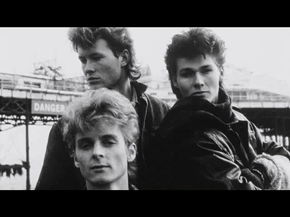 a-ha - Hunting High And Low Karaoke