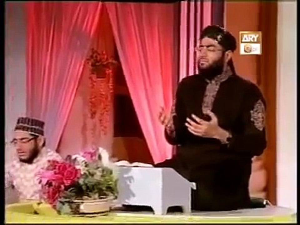 Hafiz Tahir Qadri New Naat Album Released 2009...