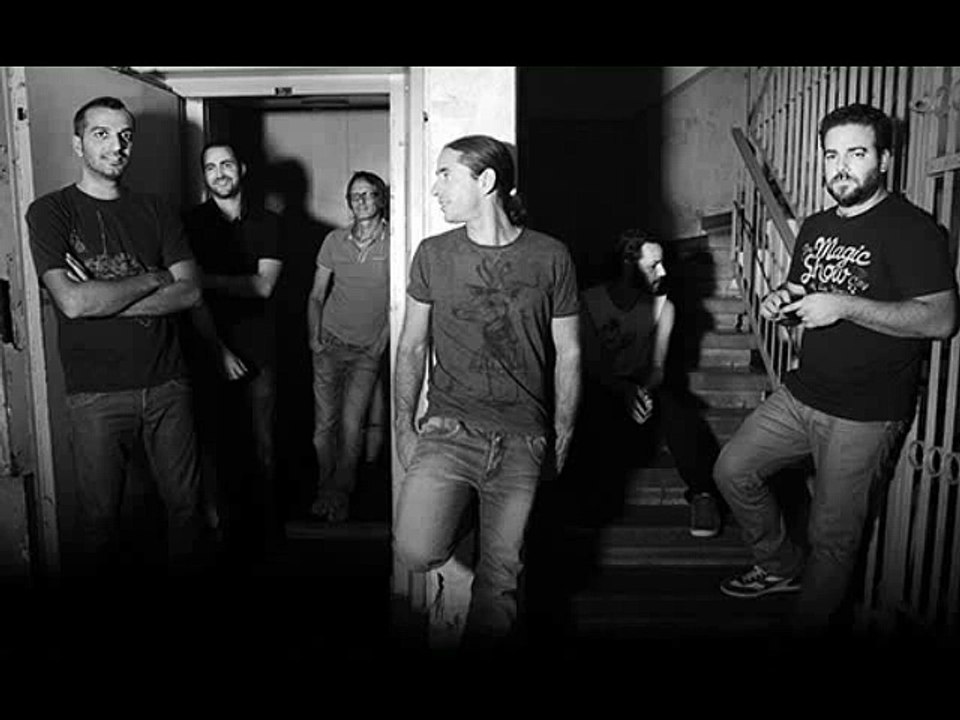 בית הבובות - ניהול העיזבון קריוקי