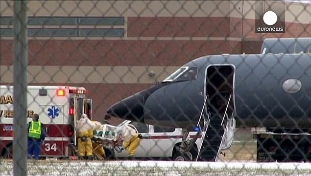 Больного Эболой хирурга доставили из Сьерра-Леоне в США