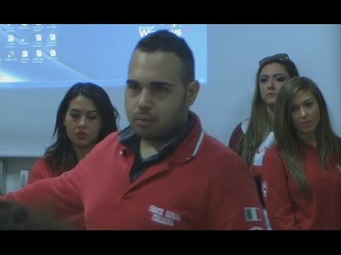 Aversa (CE) - Educazione stradale, la Croce Rossa incontra gli allievi del ''Fermi'' (15.11.14)