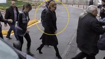 Ünlü Şarkıcı Deniz Seki Tutuklandı