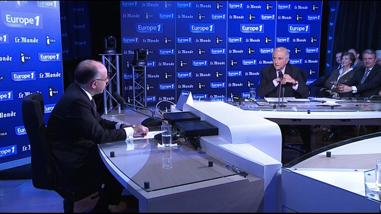 Cazeneuve : Sarkozy, "c'est deux mariages un enterrement"
