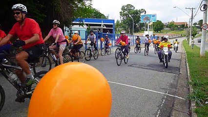 Primeiro Pedal Bike da Solidariedade, Taubaté, SP, Brasil, Ciclistas percorrendo 6 km de ruas dos bairros ao centro da cidade de Taubaté, 1º Pedal Solidário, Marcelo Ambrogi, parte 07