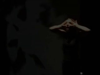 Et mon ombre s'étendit au pied des tours - Cie Intersignes - création 2009