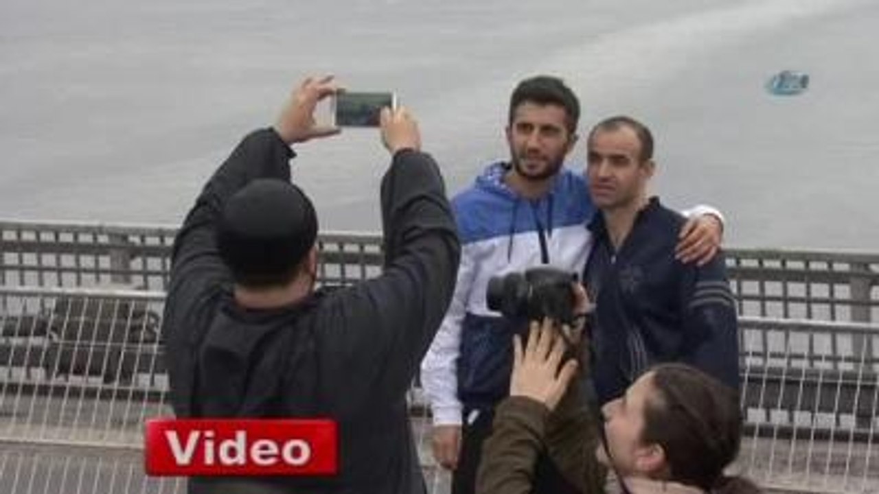 Geçen Yıl Anne Karnında Bu Yıl Baba Kucağında Katıldı