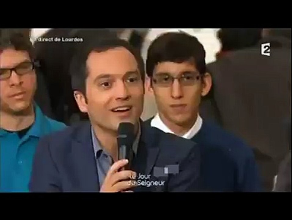 Un prêtre fais un joli lapsus