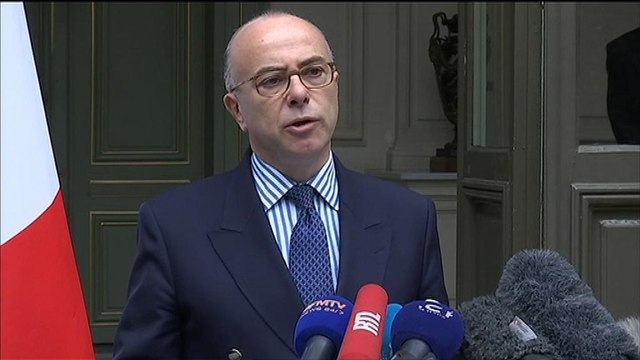 Très forte probabilité de la présence d'un Français parmi les bourreaux d'EI selon Cazeneuve