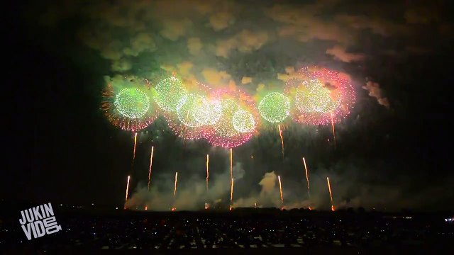 World Record Largest Firework Big Bang
