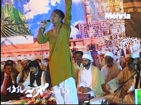 noor wala aaya hay by Farhan Ali Qadri at Mohra Sharif Rawalpindi (Milad Conference 2011)