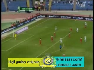 الهدف الثاني لصالح السعودية عن طريق عبدالهزاع بالخطأ في مرماه