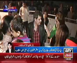 Mubashir Luqman Caught Kissing a Woman