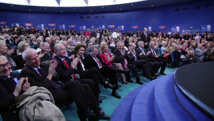 Nicolas Sarkozy aborde les valeurs de la République avec les militants de Caen