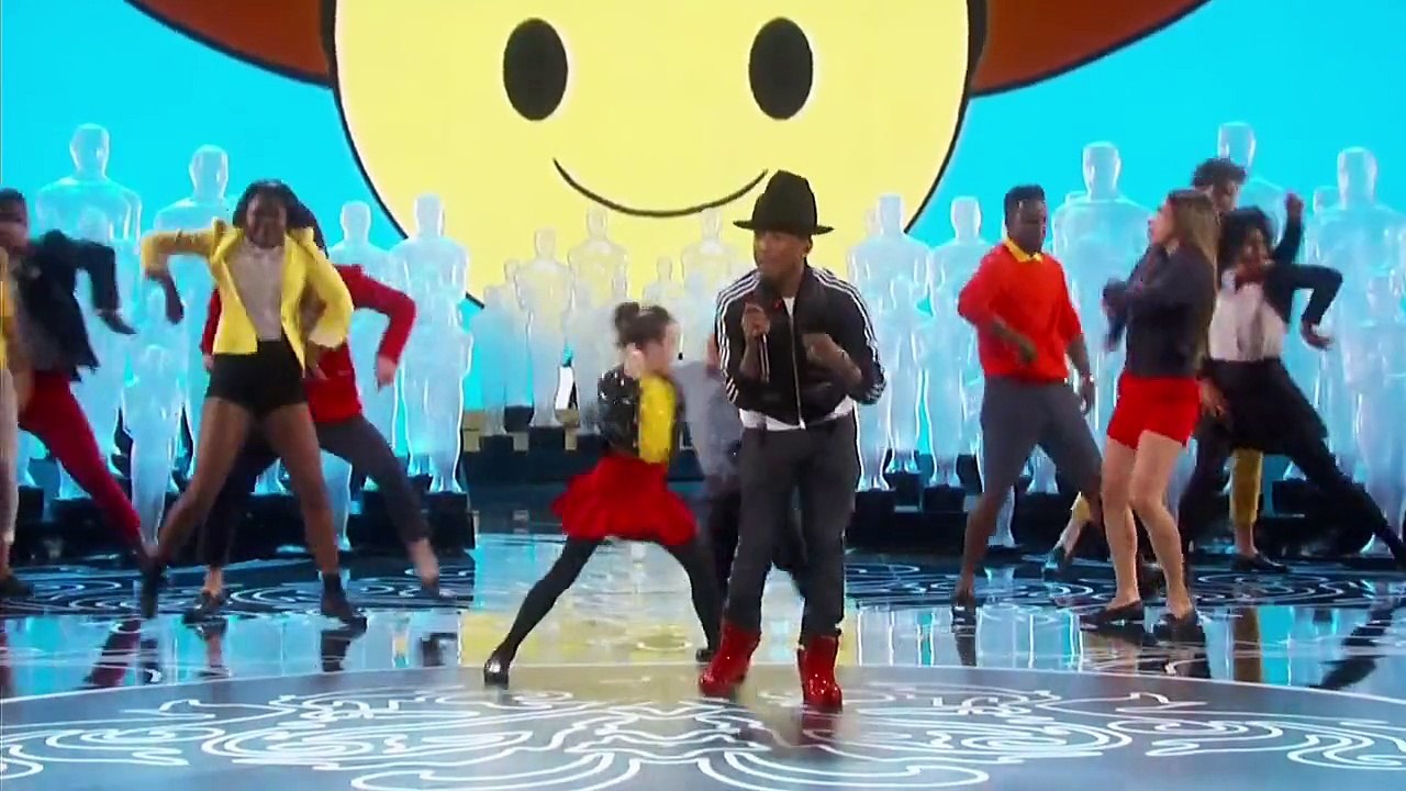Pharrel Williams happy in The Oscar 2014