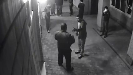 Double K.O ! Fallait pas chercher ce champion de boxe