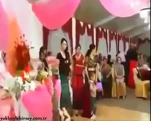 Düğünde Oynayan Kızı Kucaklayıp Kaçırdılar!