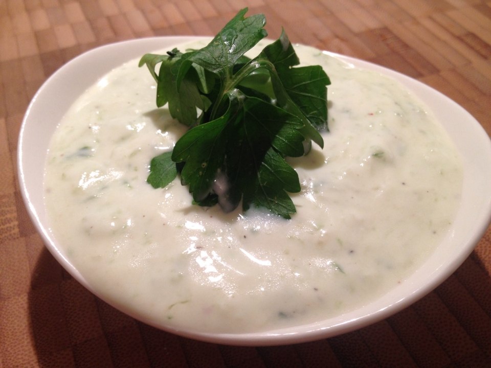 Tsatsiki Gurken-Joghurt-Dip Rezept - Schnell und einfach selber machen