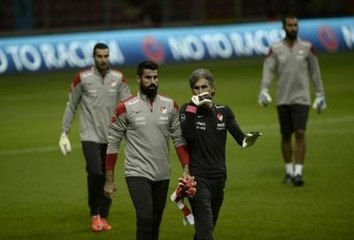 Türk Telekom Arena'da Volkan Demirel Gerginliği