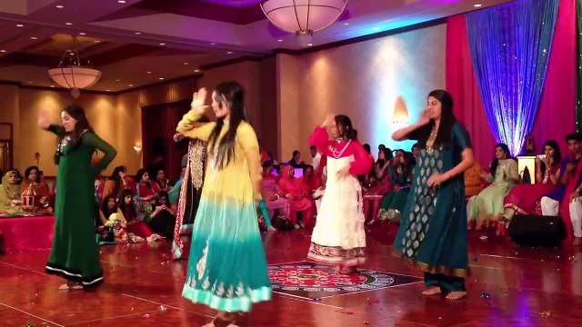 Superb Mehndi Dances performance Pakistani Wedding - Pak video tube