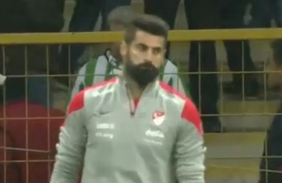 Le gardien turc insulté par ses propres supporters