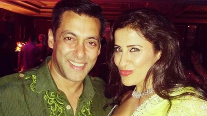 FIRST LOOK – Salman Khan At Arpita Khan's Wedding Celebration