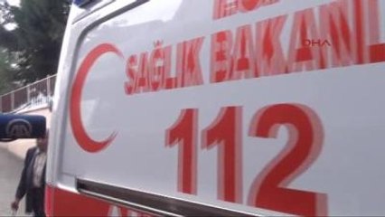 Adıyaman'da Otomobil Devrildi 2 Yaralı