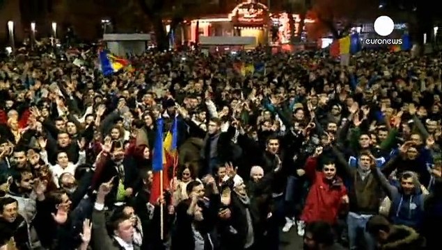 Surprise victor Klaus Iohannis wins in Romanian presidential election