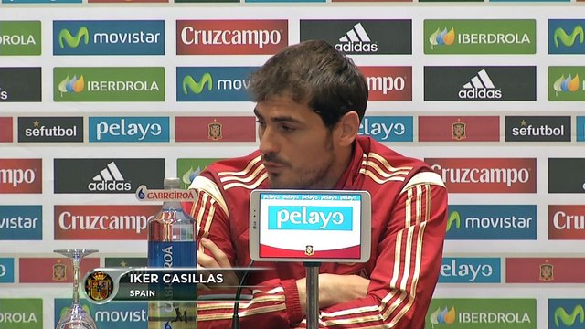 Casillas: Entiendo lo que dice Sergio Ramos, pero el compromiso de los jugadores es total