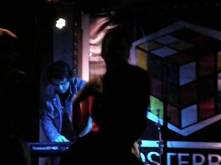 Live Posterboy Machine 05 - @ L'International Paris 09 07 2014 DSCN0840